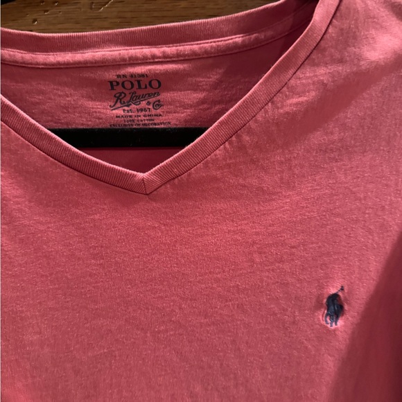 Men’s polo by Ralph Lauren V neck tee - XL - Picture 2 of 2